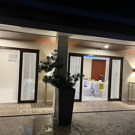 717 Residences Iloilo City Buitenkant foto