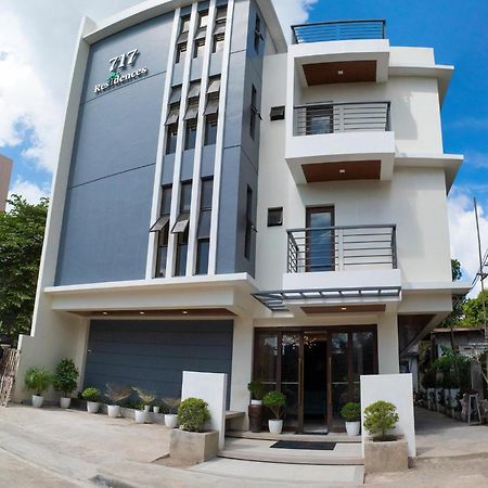 717 Residences Iloilo City Buitenkant foto