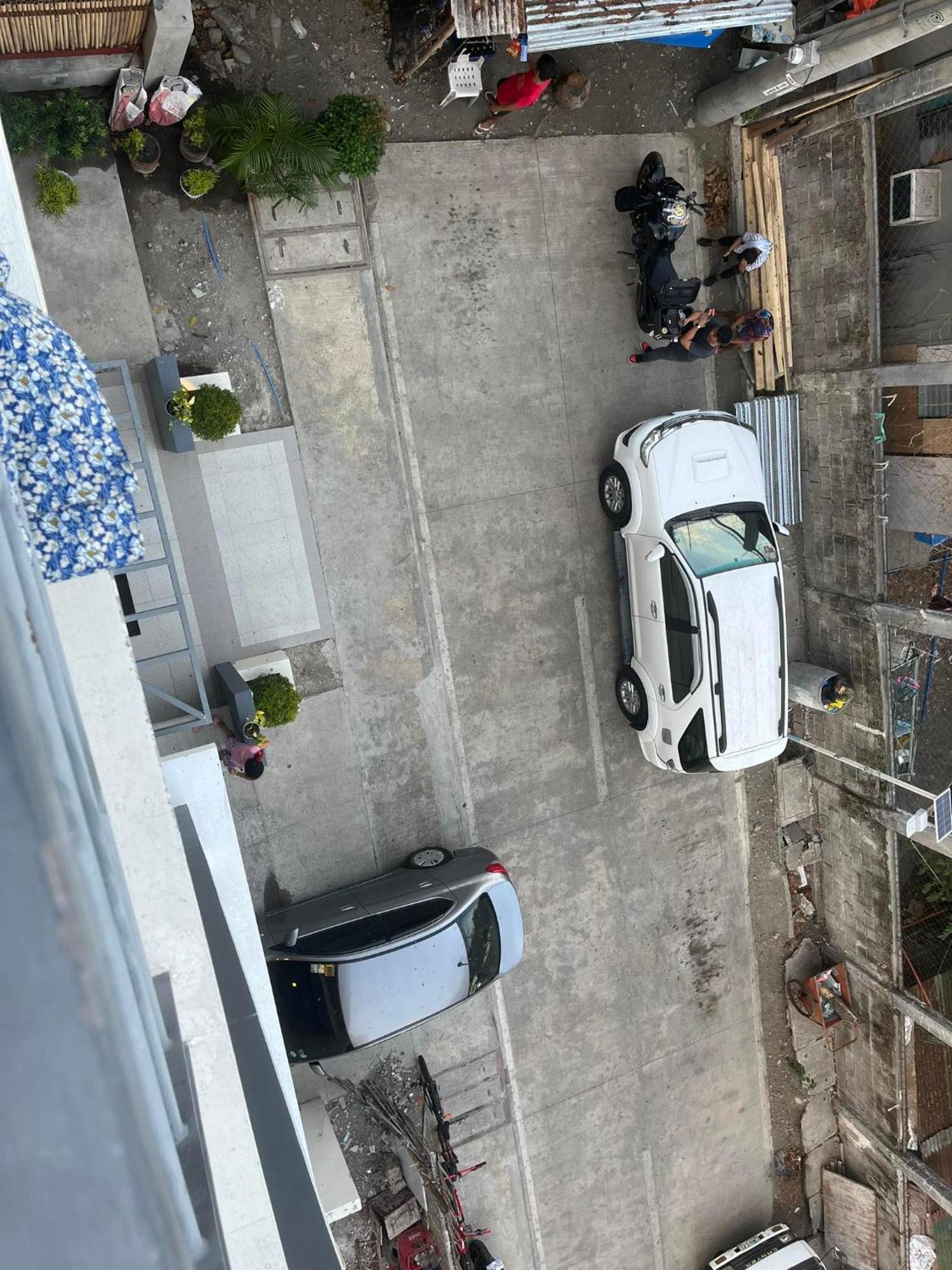 717 Residences Iloilo City Buitenkant foto