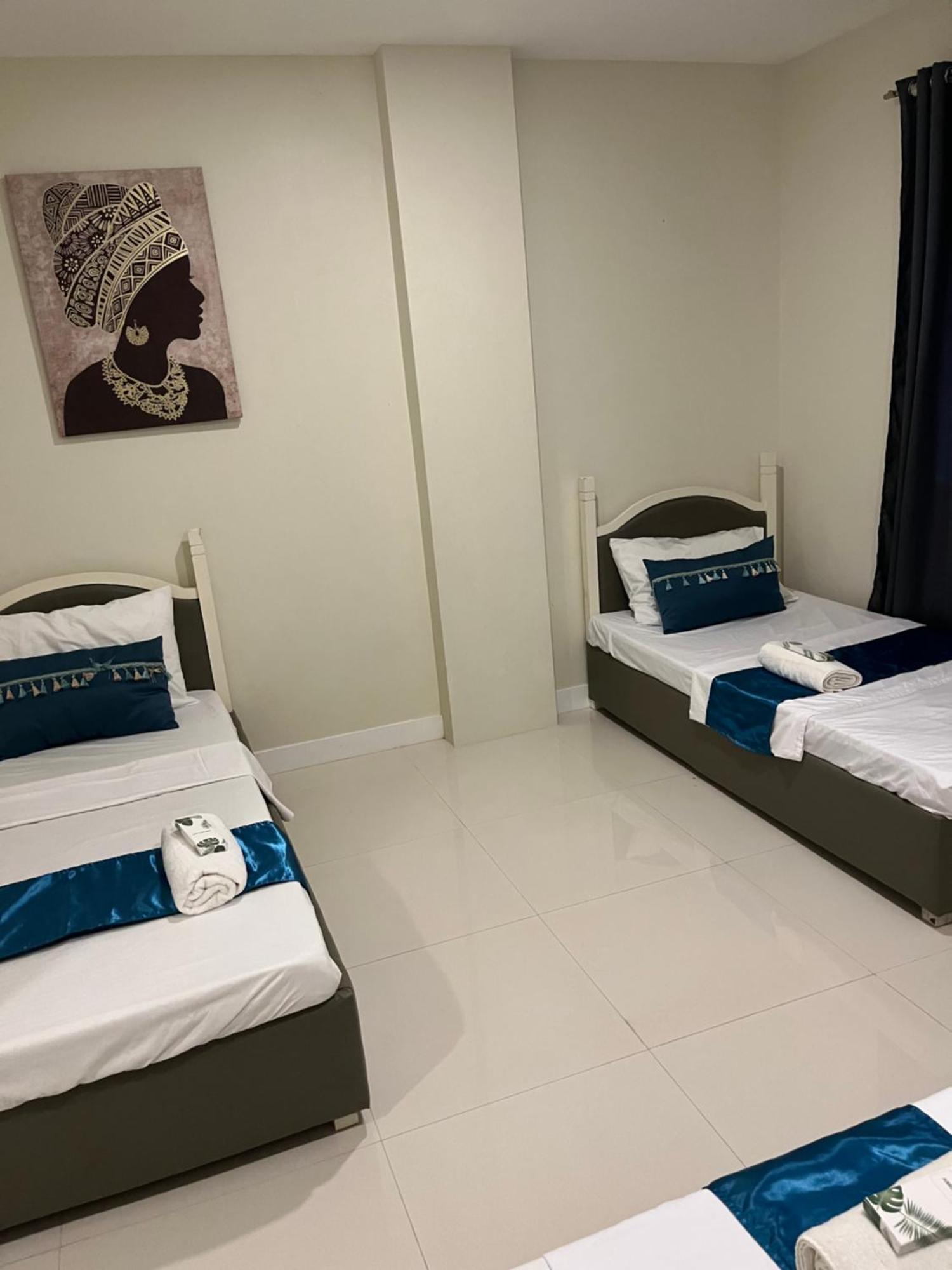 717 Residences Iloilo City Buitenkant foto