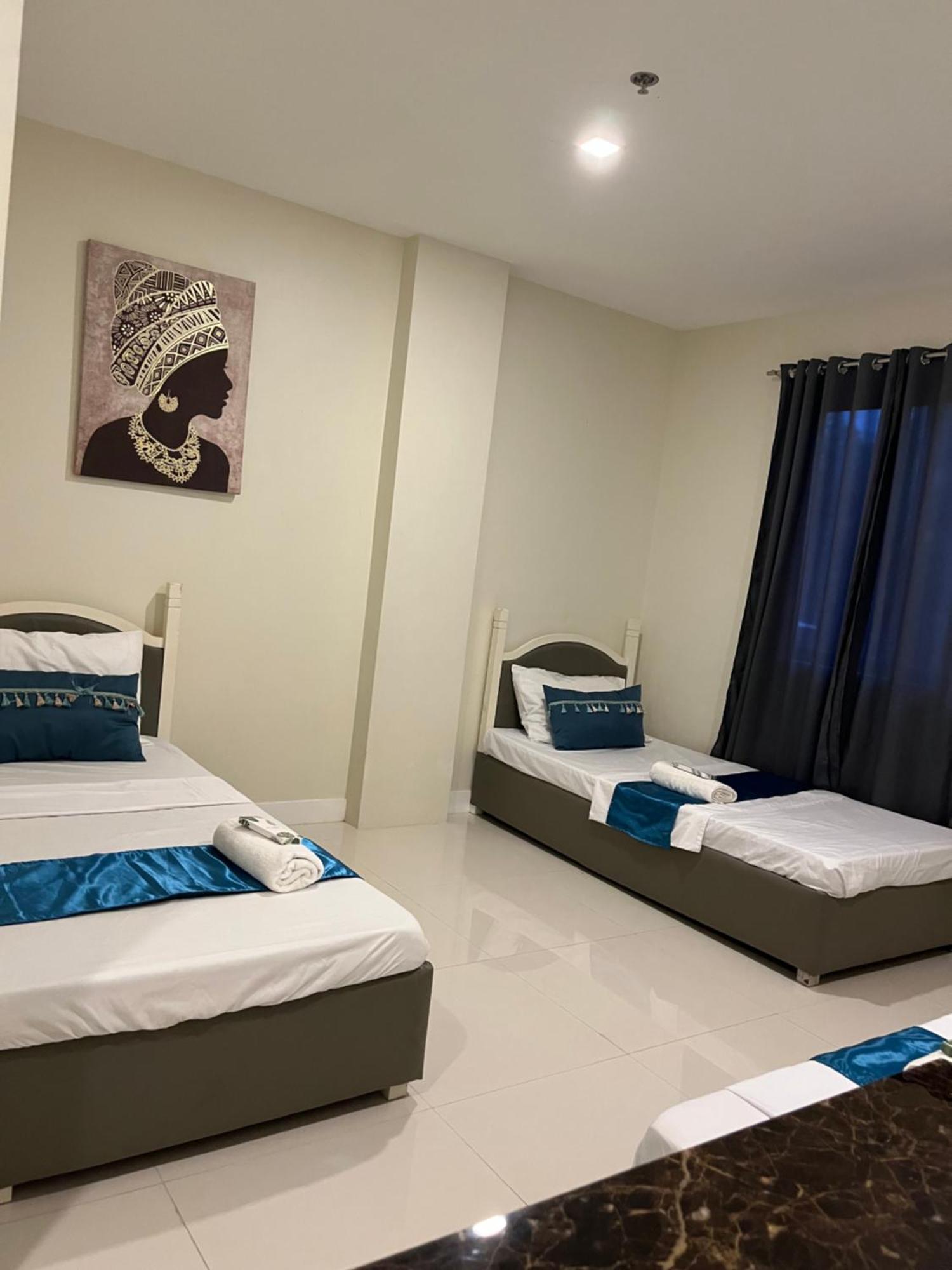 717 Residences Iloilo City Buitenkant foto